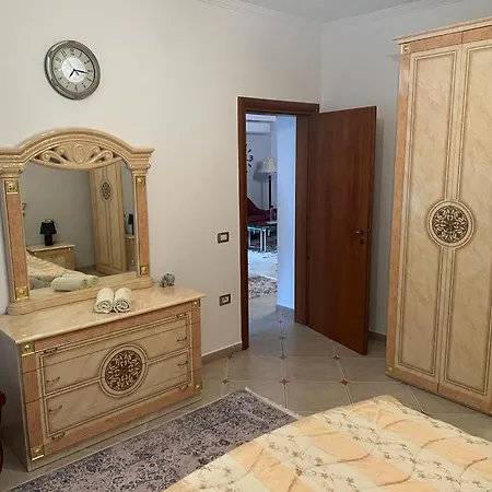 Apartament Leo *