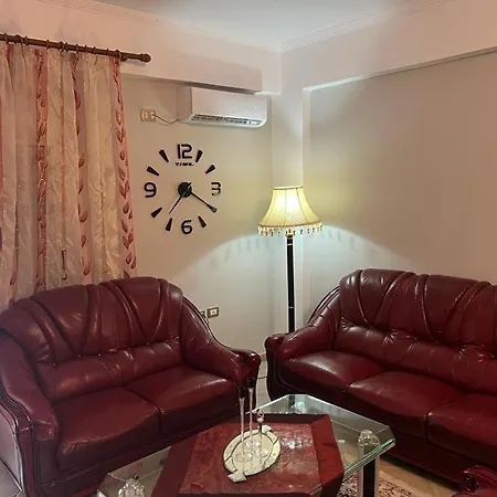 Leo Apartment *